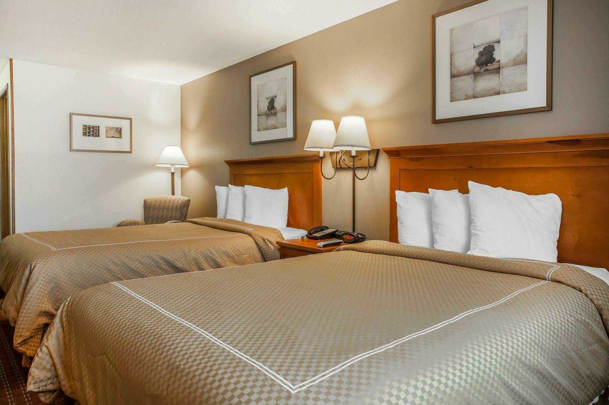 Econo Lodge Federal Way Exteriör bild